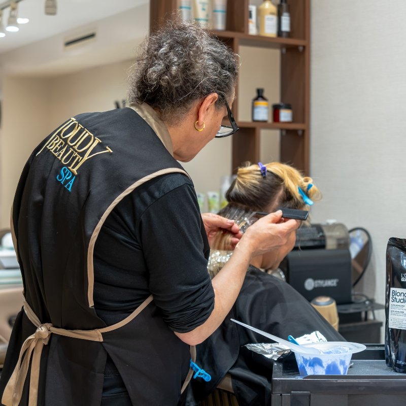 Soins Cheveux : Kératine, Botox Capillaire & Rituels Fortifiants